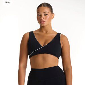 NWOT SET Active AirLuxe Breathe Contrast Wrap Bra